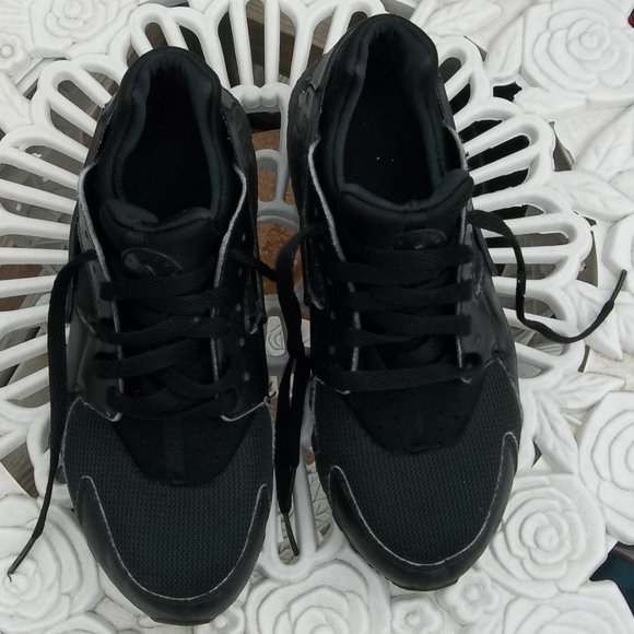 Nike Air Huarache Shoes Size 7Y Worn 4 times Great Clean Like New Condition - Picture 6 of 10